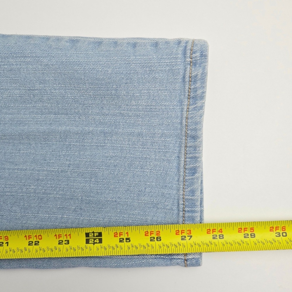 Studio‎ by Denim & Co Distressed Light Wash Jeans  Blue 22W - Picture 6 of 8